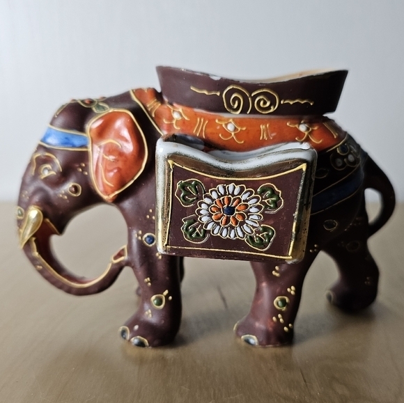 Ornate Satsuma Moriage Elephant Ashtray Match Holder Dish - Picture 1 of 8